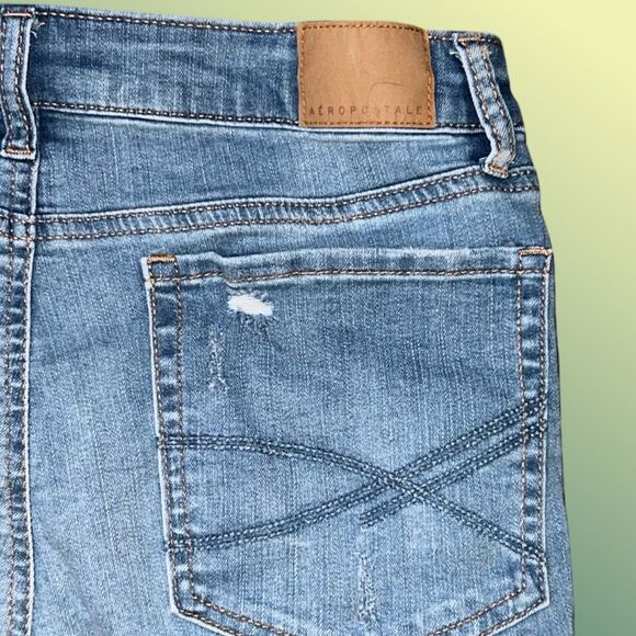 Aeropostale Cuffed Distressed Denim Shorts Size 10 #10 - Picture 3 of 6